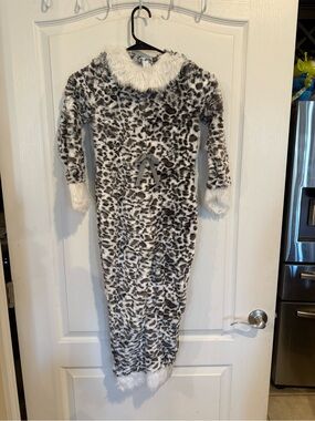 Halloween costumes girls Spotted Snow Leopard cosplay Costume jumpsuit medium